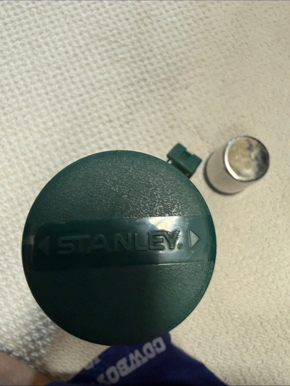 Stanley Dark Green Insulated Vacuum Bottle with Handle - Picture 5 of 8